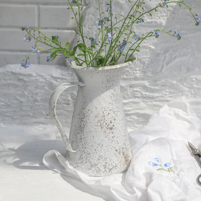 Decorative Farmhouse Decor White Metal Vase With Handle